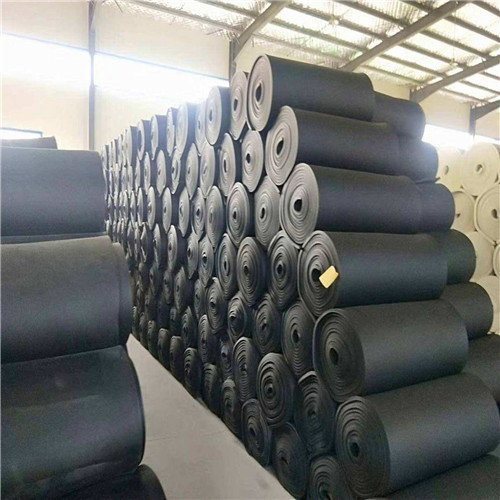 海南保溫材料——橡塑板其主要特征