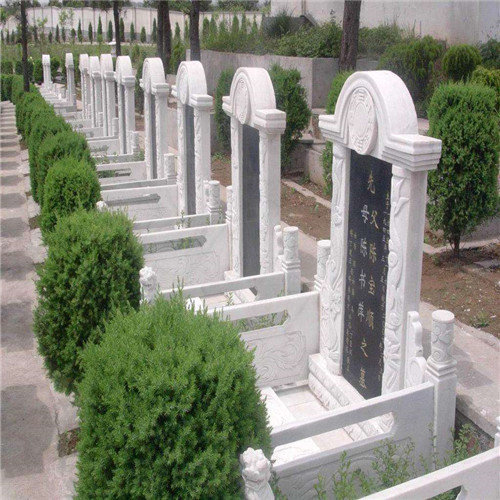 柳州石碑——象征爱情的墓碑雕刻图案