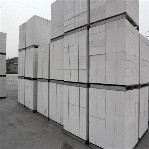 ​海南加气砖厂家——轻质隔墙板是一种新型节能墙材料