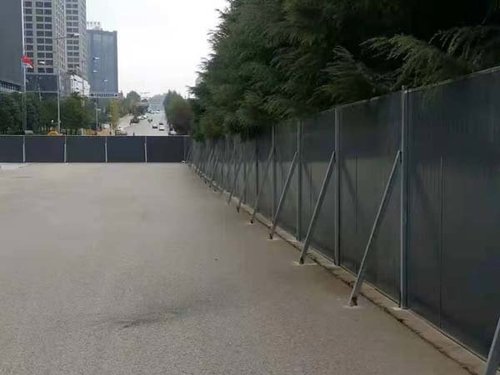 地鐵圍擋的施工方案