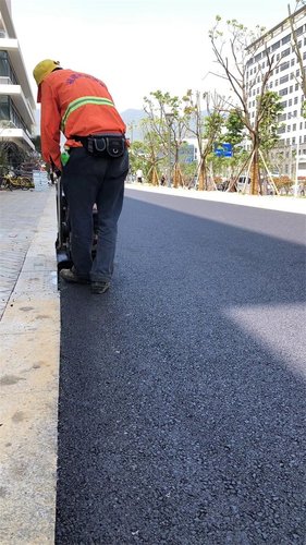怎樣提高瀝青路面施工質量
