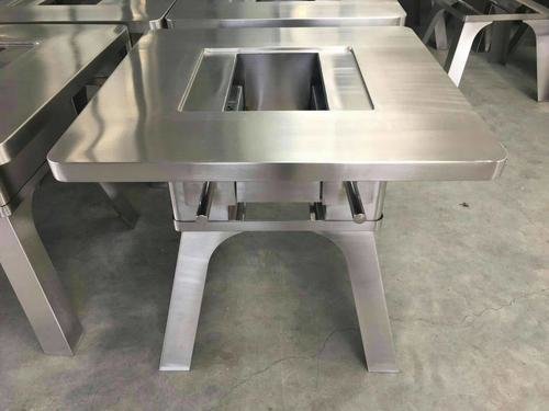 案例三不锈钢烤桌