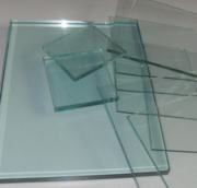 钢化玻璃爆裂的原因到底是什么？