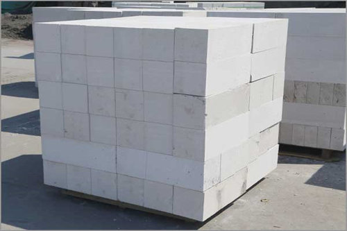石膏在加气混凝土砌块生产的作用