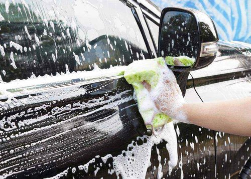 洗车水蜡和洗车液的区别。