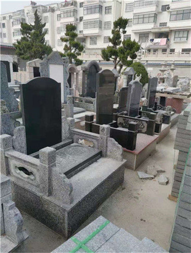 柳州如意石材厂家告诉您墓碑尺寸和立碑有哪些讲究?
