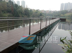 桂林水上浮橋
