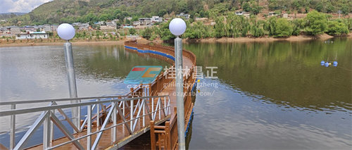 雲南祿勸美麗鄉村浮橋