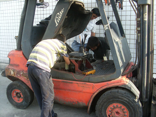 技术维修服务,液压机维修,叉车维修,工业机器人维修,工业机器人保养