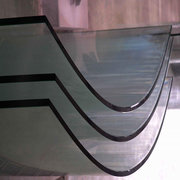 海南弯钢玻璃——怎么解决弯形钢化玻璃平整度问题